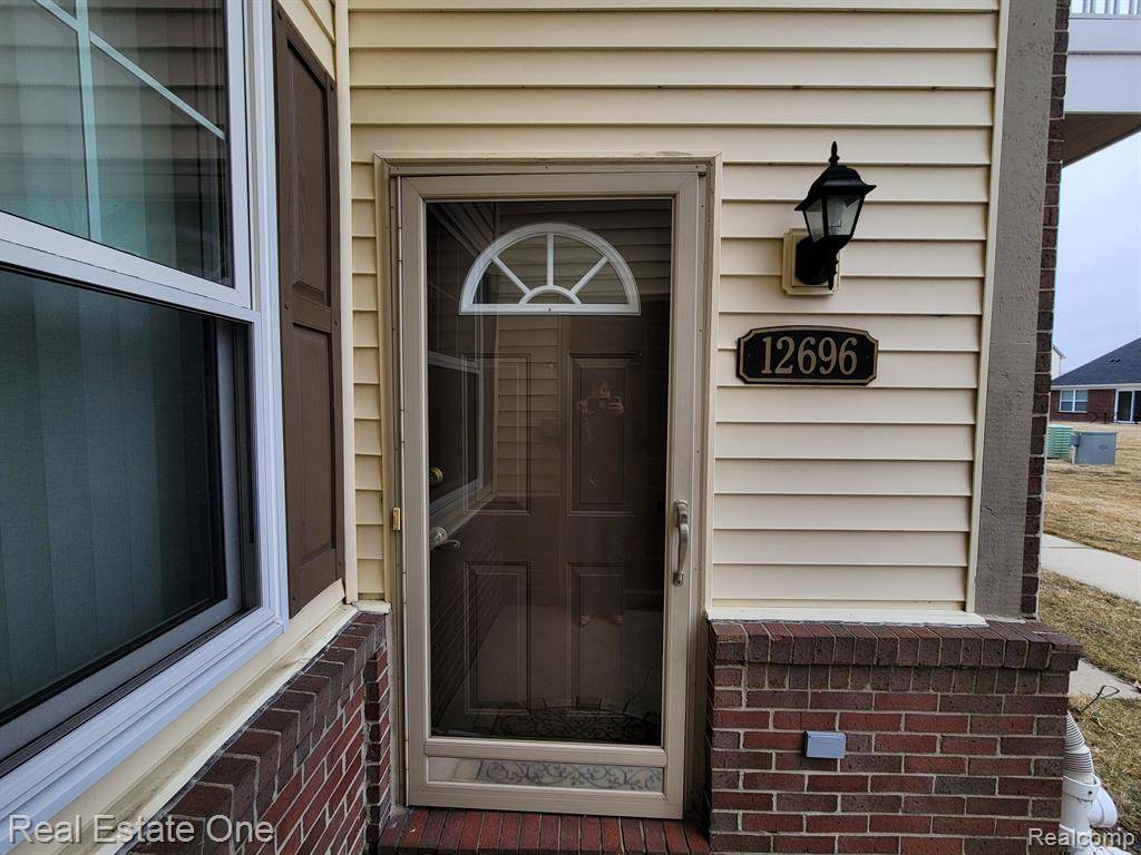 Southgate, MI 48195,12696 E SECOND S Avenue