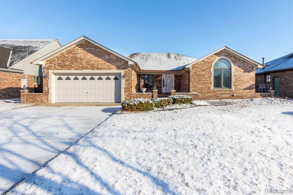 Sterling Heights, MI 48310,2613 Tiverton Dr