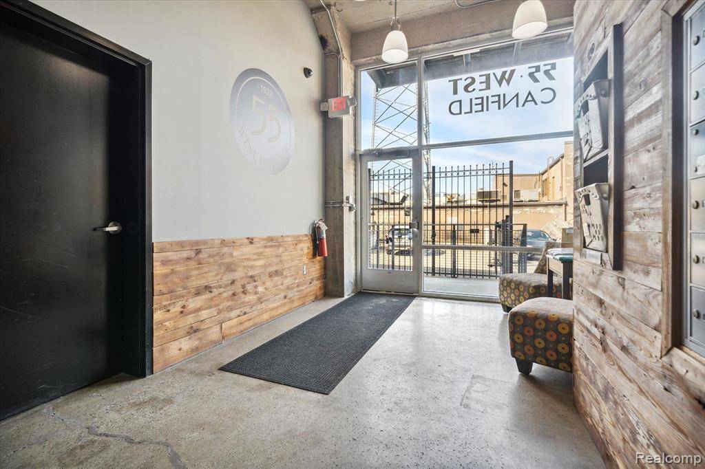 Detroit, MI 48201,55 W Canfield