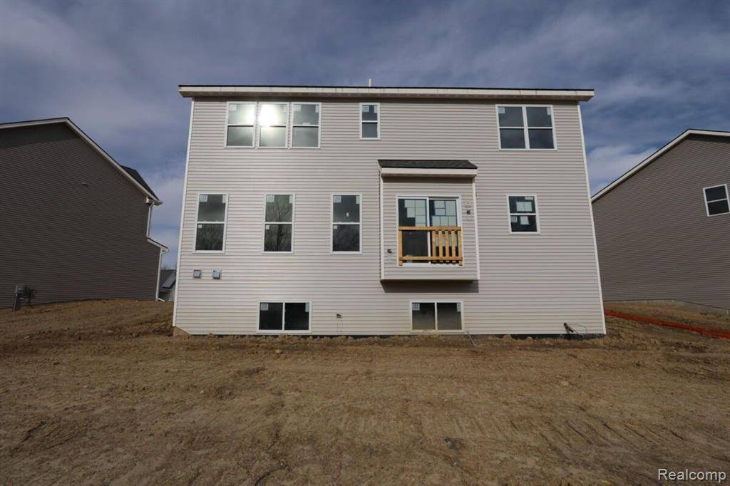 Brighton, MI 48116,8010 CARSTON Lane