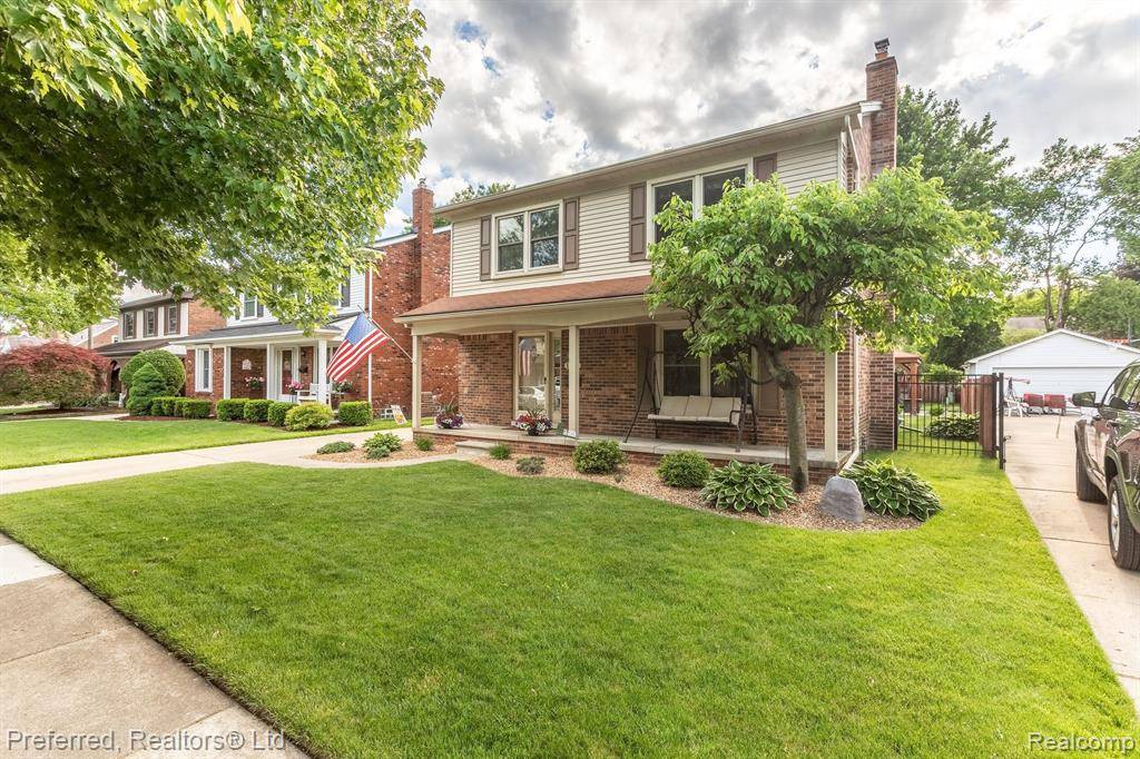 Dearborn, MI 48128,1725 Robindale Avenue