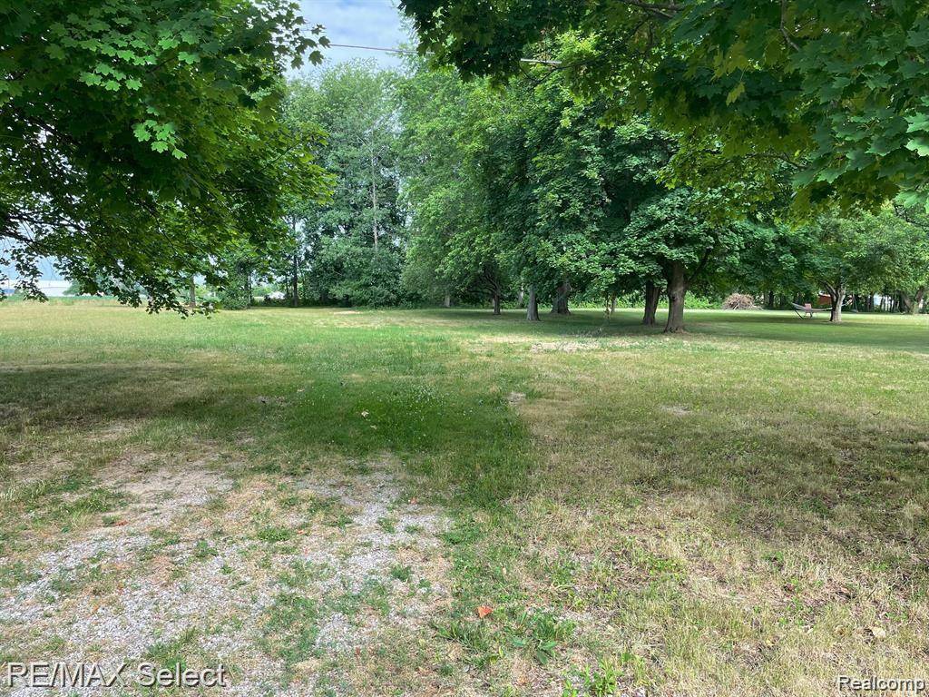 Fenton, MI 48430,11260 Main Road
