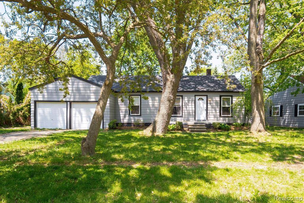 Farmington Hills, MI 48335,33824 RHONSWOOD Street