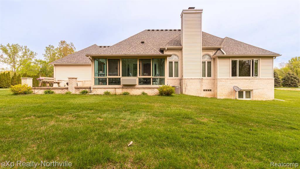 Farmington Hills, MI 48335,36813 TEAL Court