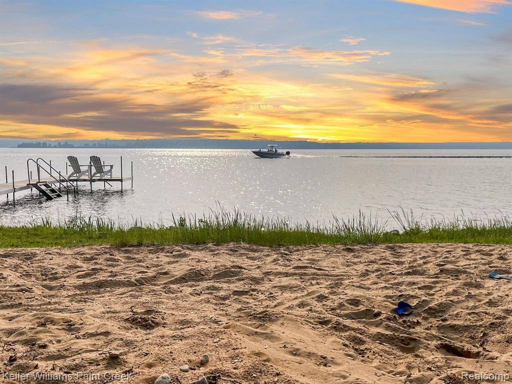 Indian River, MI 49749,558 W SHOREVIEW Lane