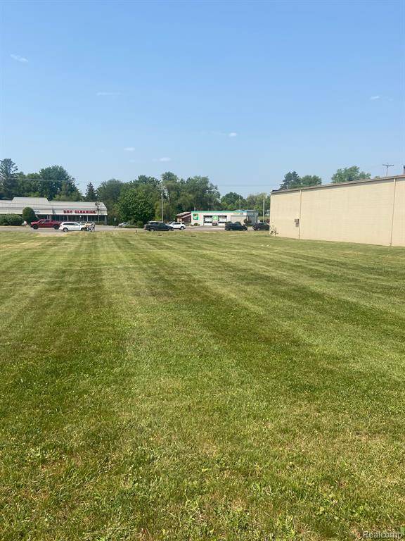 Flint, MI 48504,5023 W PIERSON Road