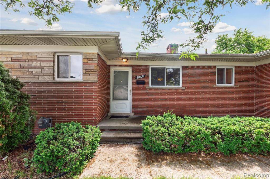 Southfield, MI 48075,22808 GREENVIEW Road