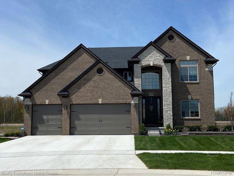 Macomb, MI 48044,45679 SHOAL Drive