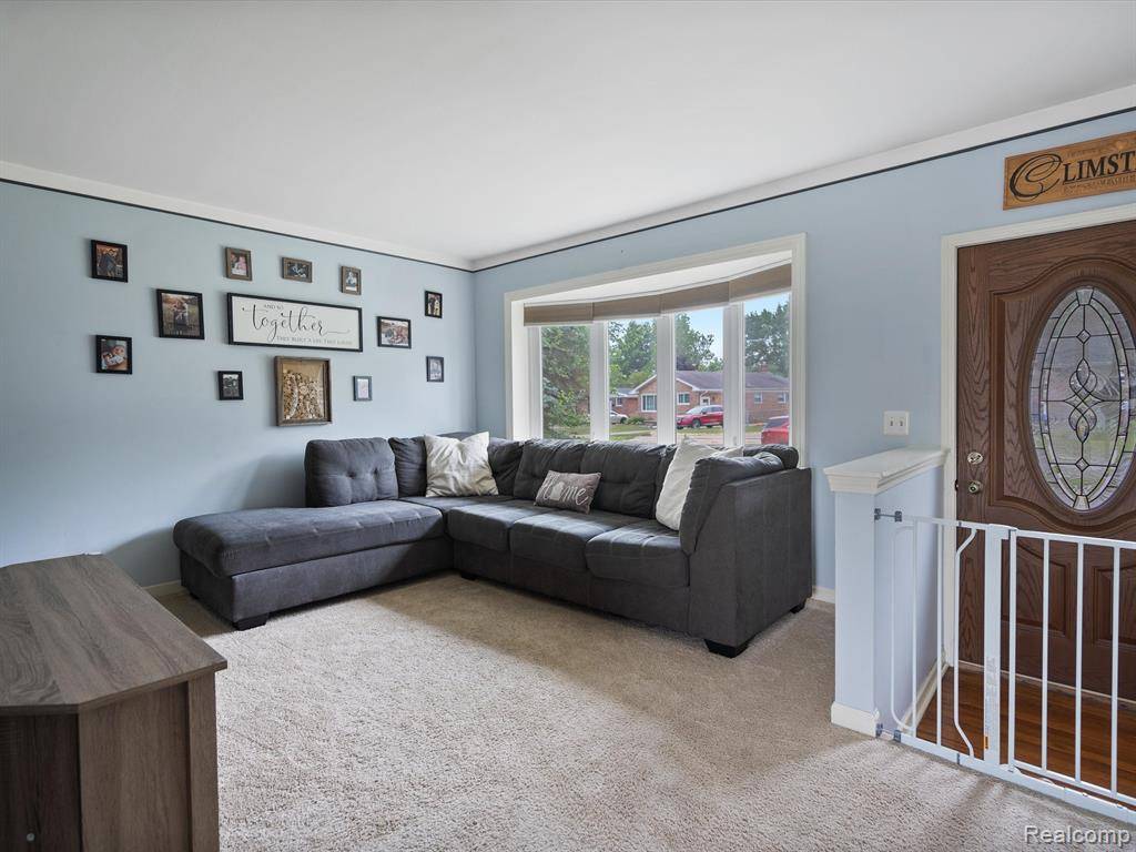 Westland, MI 48186,875 ALVIN Street