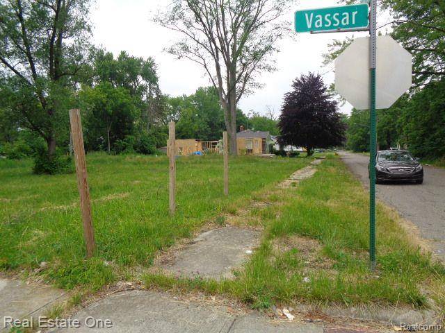 Detroit, MI 48219,19411 KENTFIELD Street