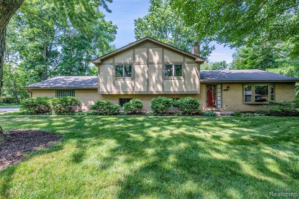 Livonia, MI 48152,19829 Doris Street