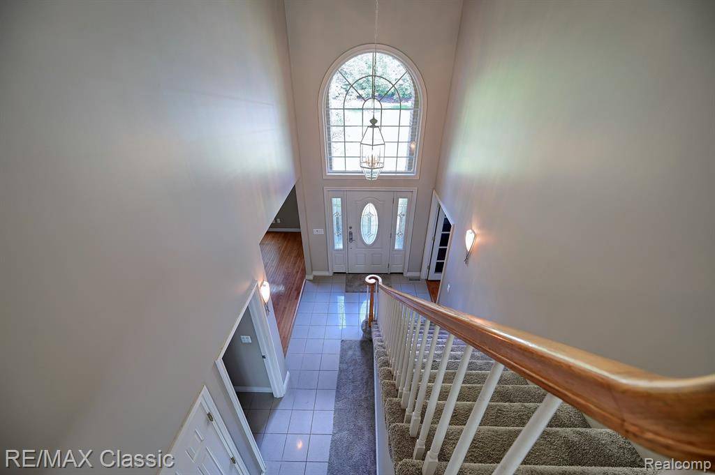 Northville, MI 48167,22085 LUJON Drive