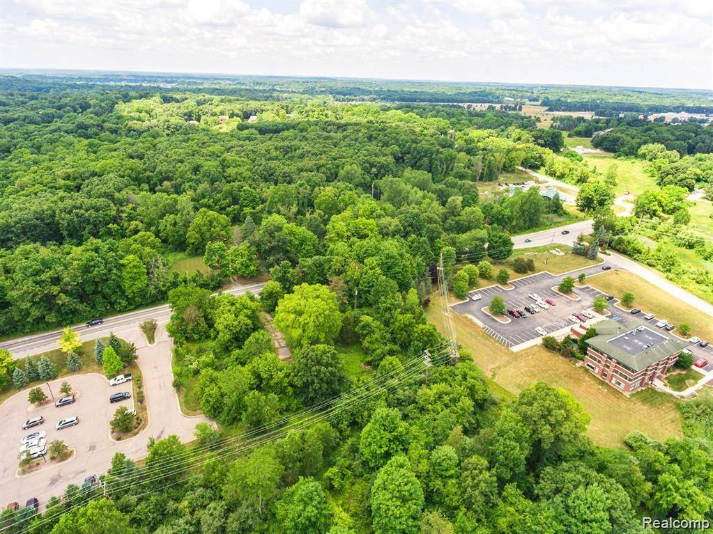 Milford, MI 48381,1646 N MILFORD Road