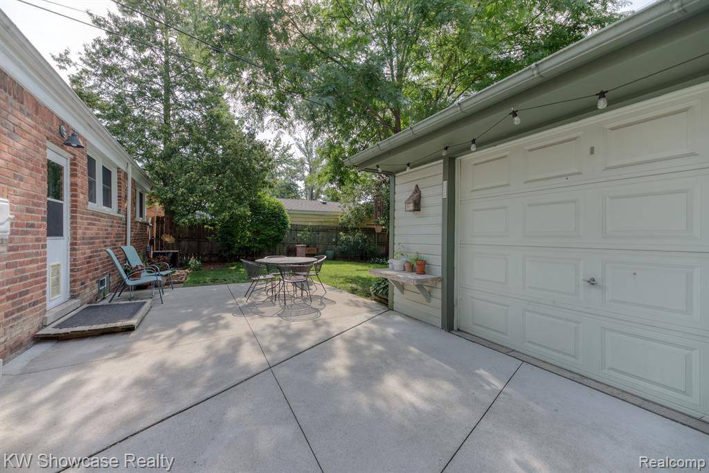 Berkley, MI 48072,1395 LARKMOOR Boulevard