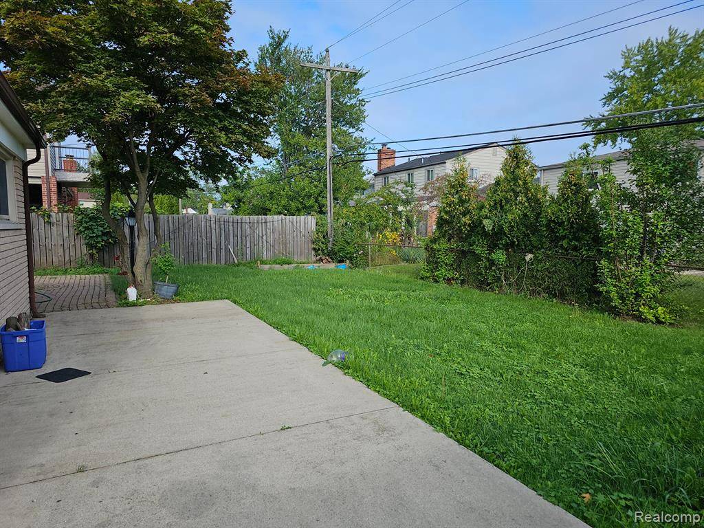 Dearborn Heights, MI 48127,26464 Sims Street