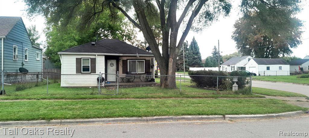 Burton, MI 48529,1374 JAMES Street