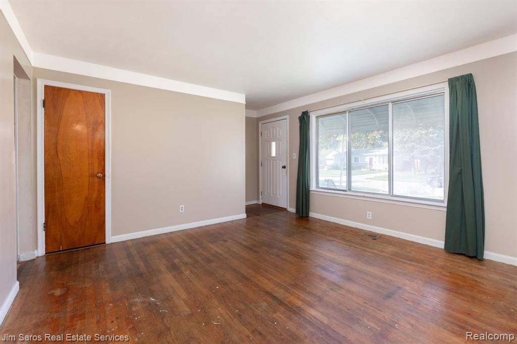 Warren, MI 48089,14920 Chesterfield