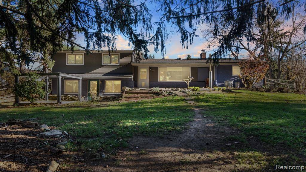 Dexter, MI 48130,6540 W HURON RIVER Drive