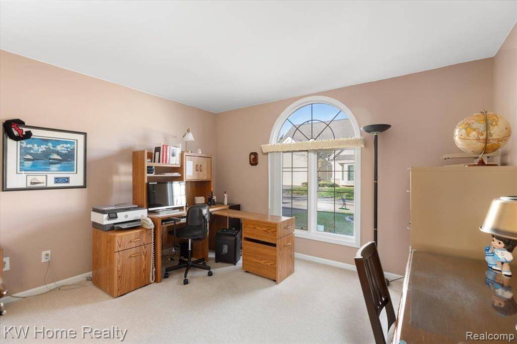 Farmington Hills, MI 48335,24536 MARTEL Drive