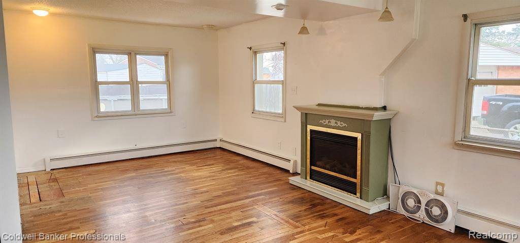 Flint, MI 48507,4471 OLD COLONY Drive