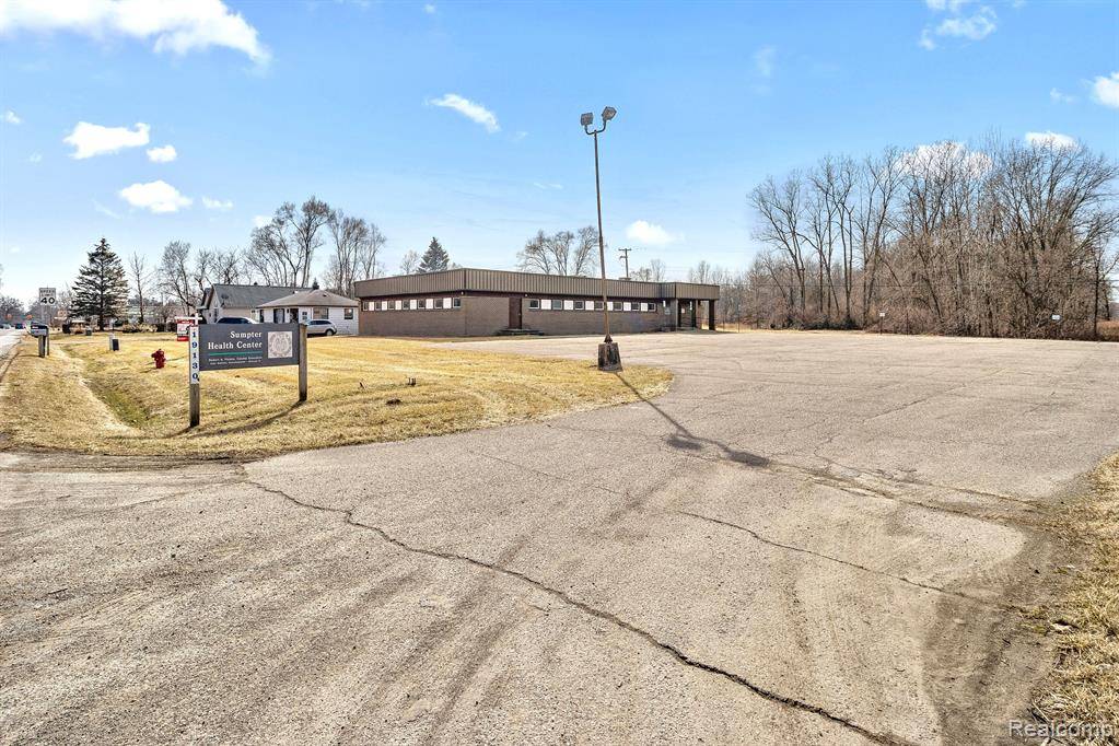 Belleville, MI 48111,19130 SUMPTER Road