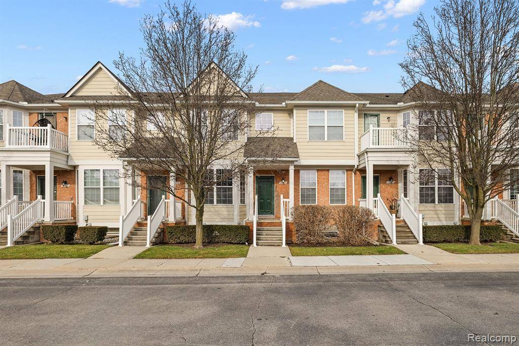 Detroit, MI 48215,13211 SAINT ERVIN Avenue