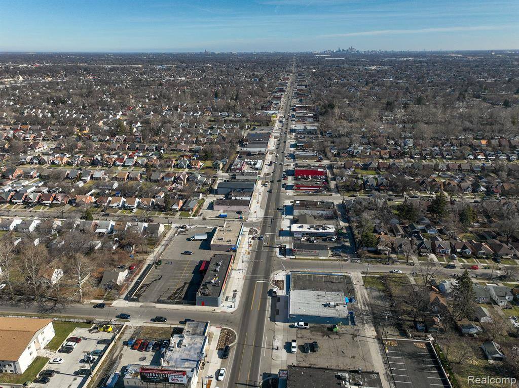Detroit, MI 48228,16921 W WARREN Avenue