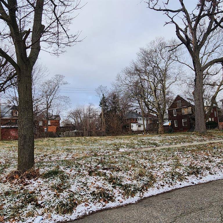 Detroit, MI 48214,3065 SHERIDAN Street