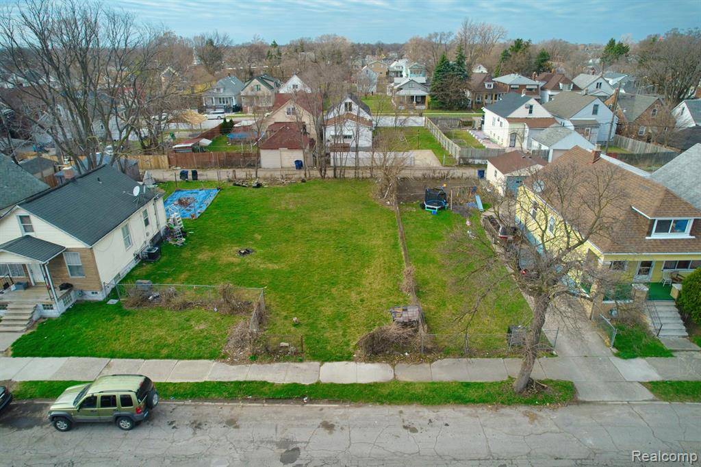 Hamtramck, MI 48212,5175 TROWBRIDGE Street