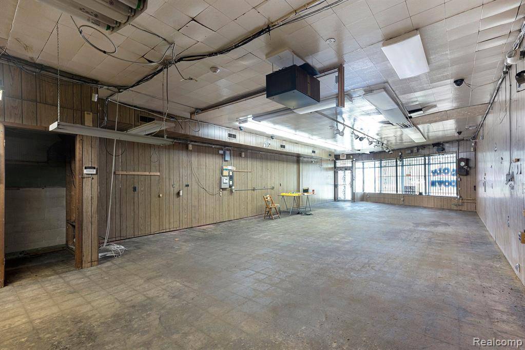Roseville, MI 48066,25197 GRATIOT Avenue