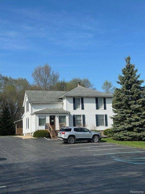 Fowlerville, MI 48836,7124 W GRAND RIVER Road