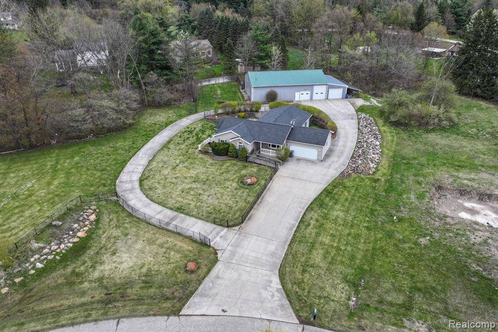 Lapeer, MI 48446,1120 FAIRVIEW