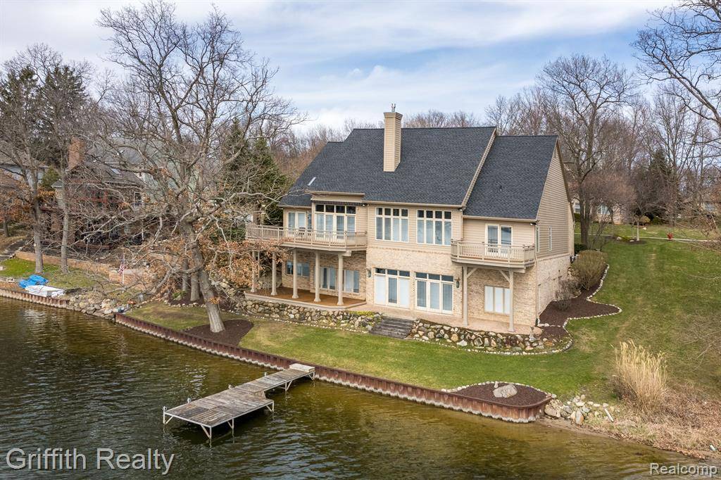 Howell, MI 48843,1115 BUTLER Boulevard