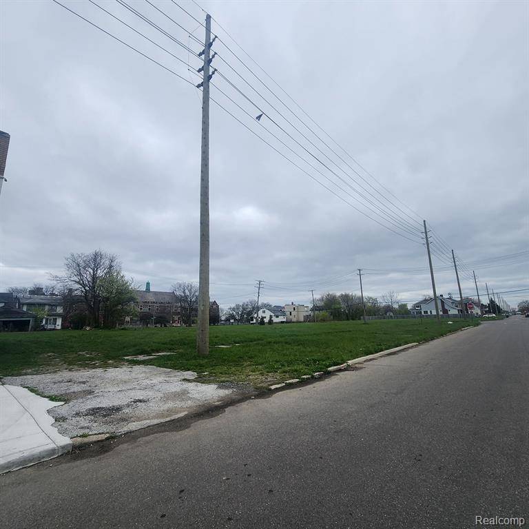 Detroit, MI 48206,2363 ELMHURST Street
