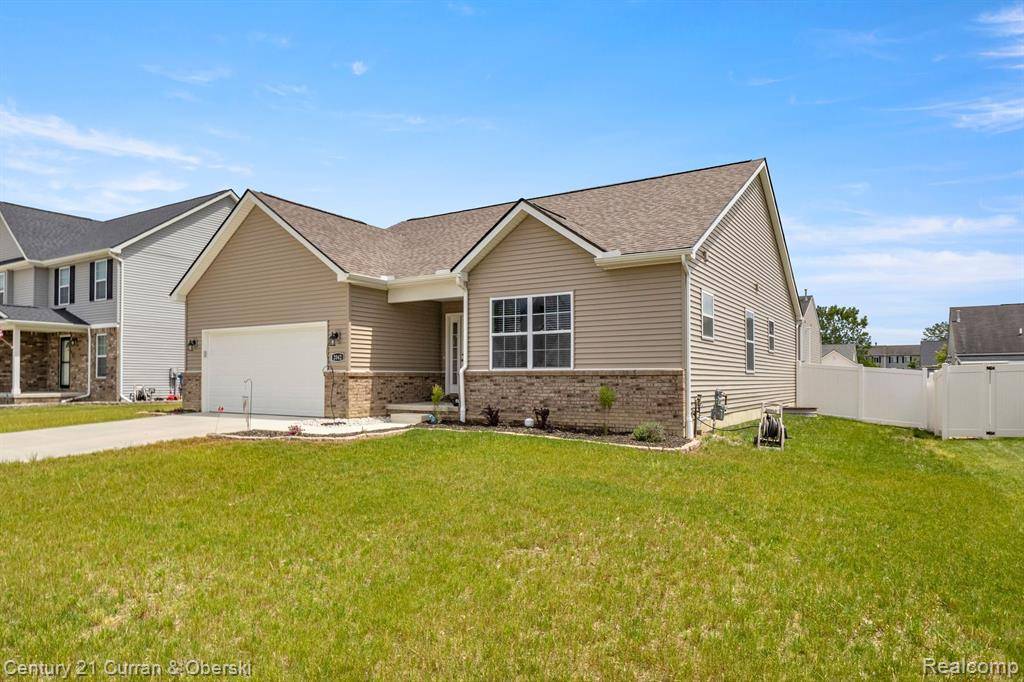 Monroe, MI 48162,2042 MONOHAN Drive