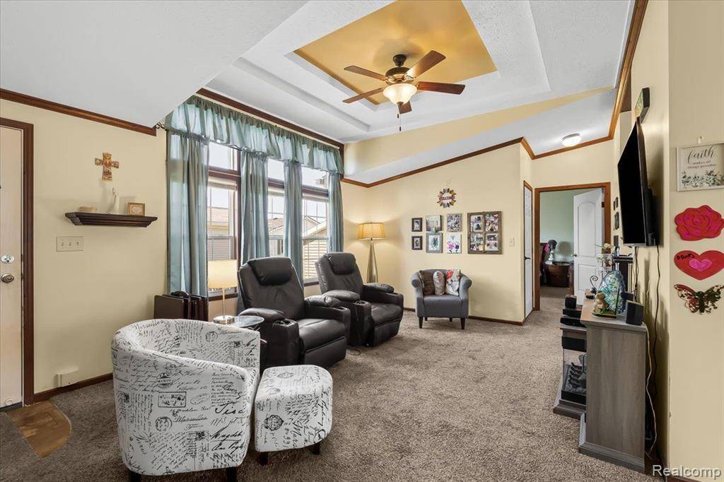 Northville, MI 48167,9692 KEYNES