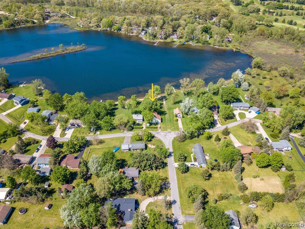 Lakeland, MI 48169,5091 BOYD Drive