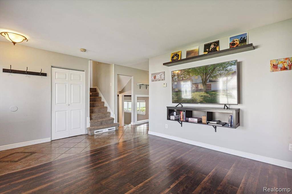 Livonia, MI 48154,14349 HARRISON Street