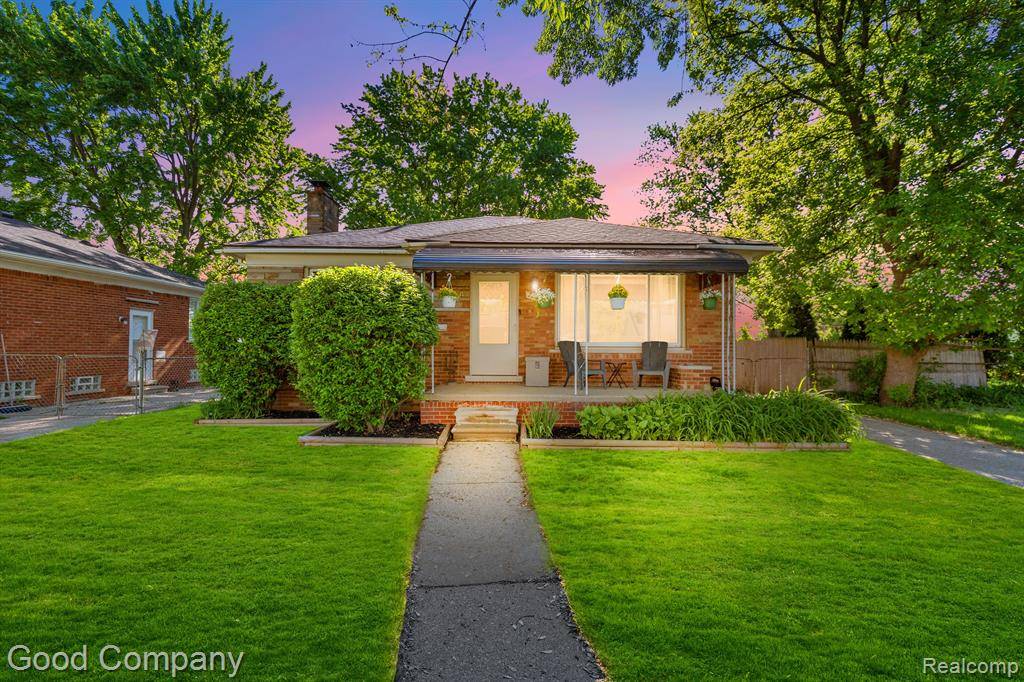 Warren, MI 48091,22248 PANAMA Avenue