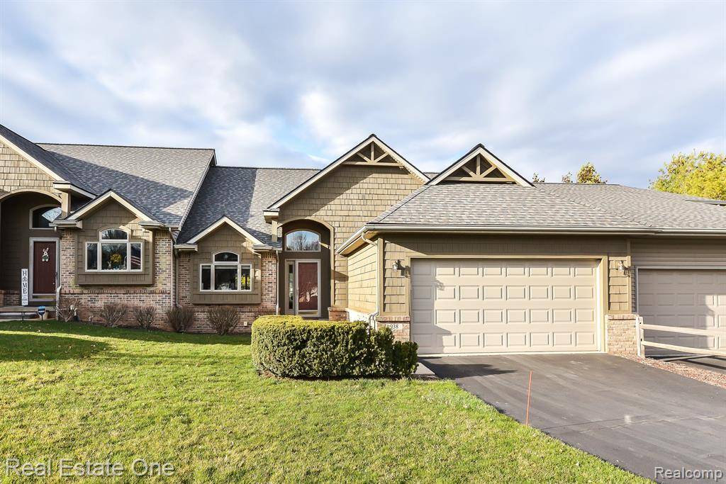 Brighton, MI 48116,938 MILDRED J Court