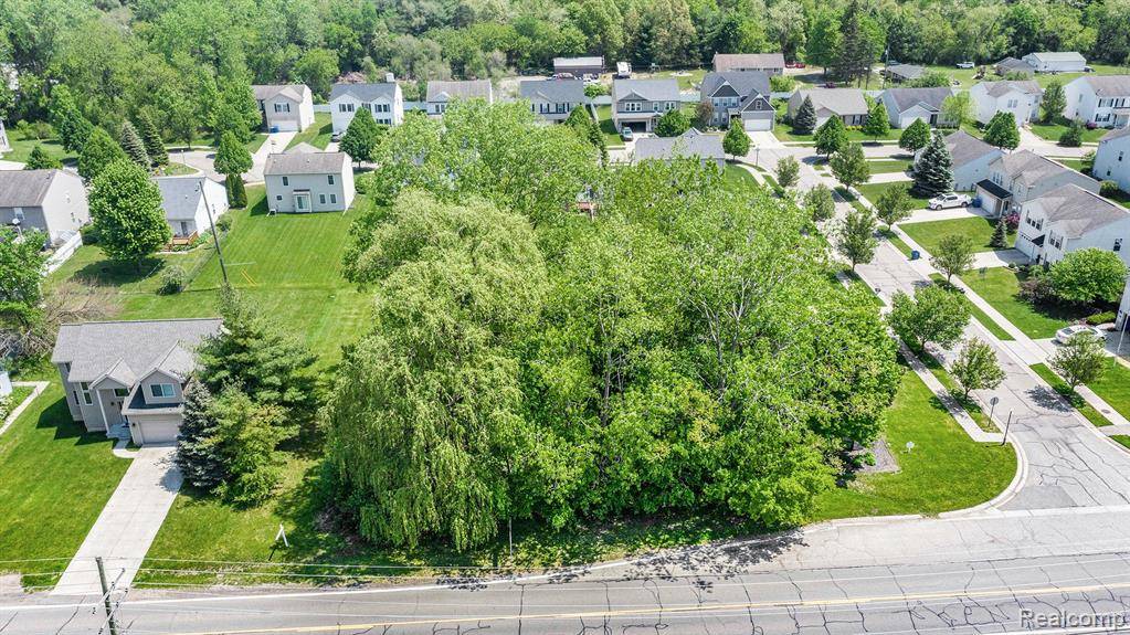 Waterford, MI 48327,59 LOCHAVEN Road