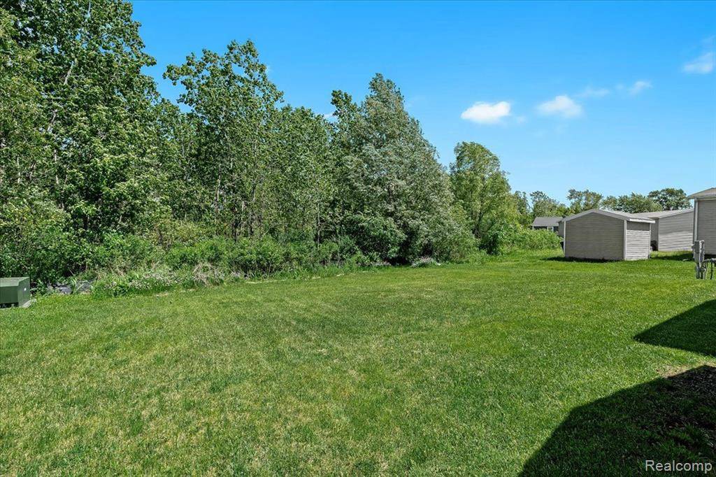South Lyon, MI 48178,12367 Oakridge Circle