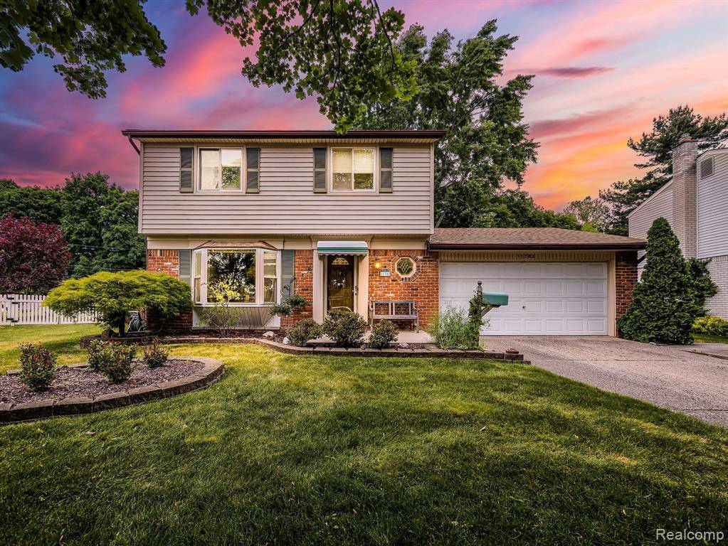 Plymouth, MI 48170,11782 PARKVIEW Drive