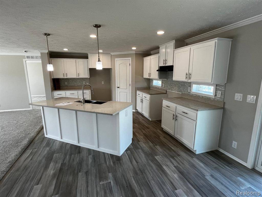 Lapeer, MI 48446,2759 NAPLES Court