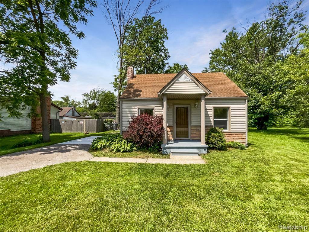 Taylor, MI 48180,14508 PINE Street