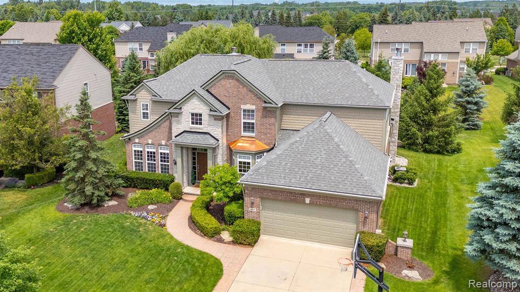 Northville, MI 48168,48956 RUNNING TROUT Lane
