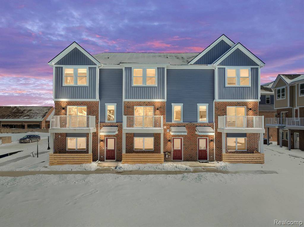 Troy, MI 48085,4861 Lismore Dr