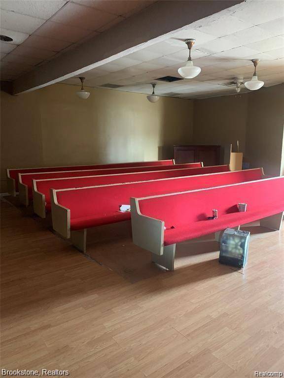 Detroit, MI 48205,14144 GRATIOT Avenue