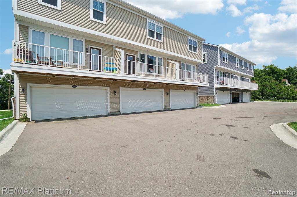 Brighton, MI 48116,625 Jenny Way