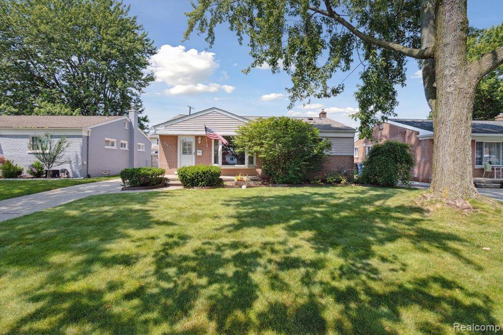 Westland, MI,8211 TERRI Drive